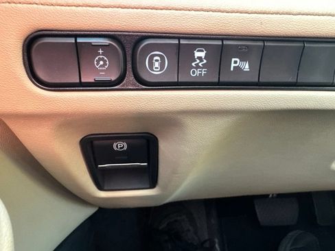 Used 2023 Acura MDX SH-AWD w/ Technology Package image 27