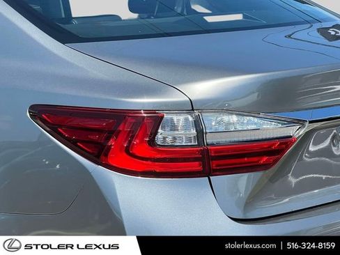 Used 2017 Lexus ES 350 w/ Navigation System Package FWD image 13