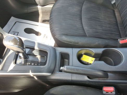 Used 2019 Nissan Sentra SV FWD image 18