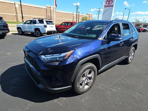 Certified 2025 Toyota RAV4 XLE AWD/4WD image 7