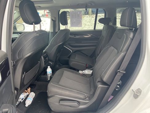 Used 2021 Jeep Grand Cherokee L Laredo w/ Luxury Tech Group I image 10