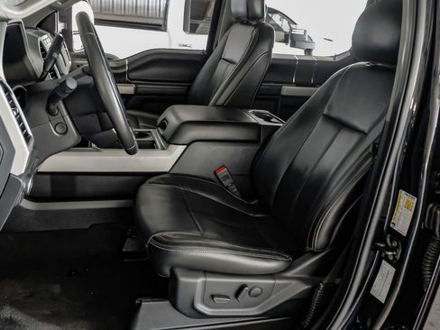 Used 2020 Ford F250 Lariat w/ Lariat Ultimate Package AWD/4WD image 28