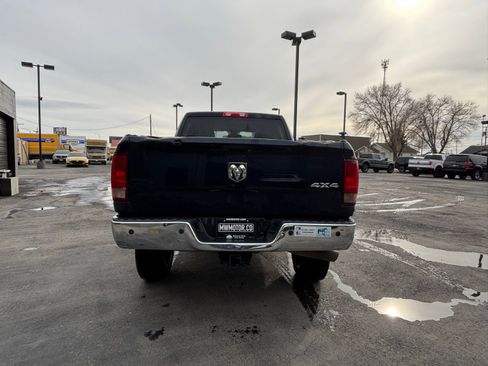 Used 2018 RAM 2500 Tradesman w/ Chrome Appearance Group image 4