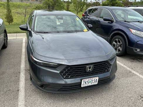 Used 2025 Honda Accord SE image 3