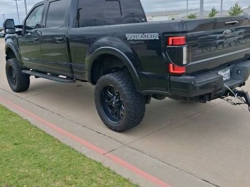 Used 2022 Ford F250 Lariat w/ Tremor Off-Road Package image 4