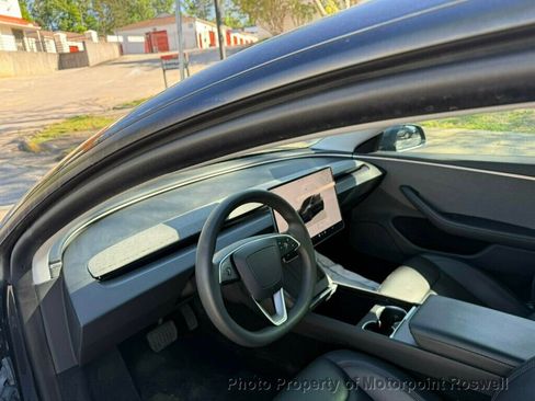 Used 2024 Tesla Model 3 RWD image 9