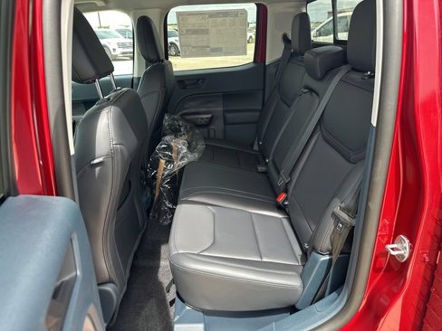 New 2026 Ford Maverick Lariat w/ Black Appearance Package AWD/4WD image 23