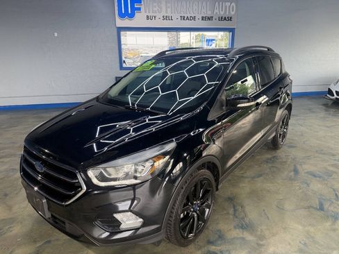 Used 2017 Ford Escape Titanium w/ Canadian Touring Package AWD/4WD image 5