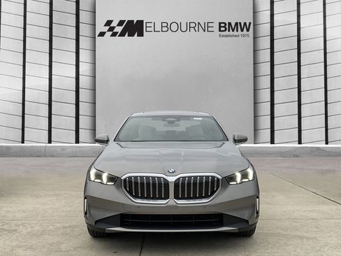 New 2026 BMW 530i w/ Premium Package image 2