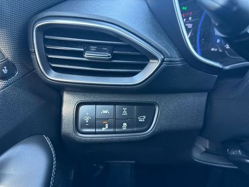 Used 2020 Hyundai Santa Fe Limited image 14