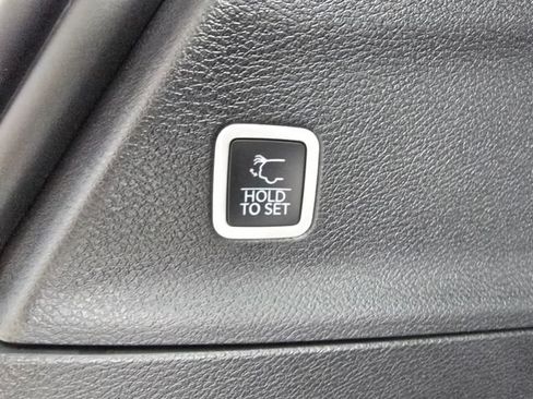 New 2027 Chrysler Pacifica LX FWD image 38