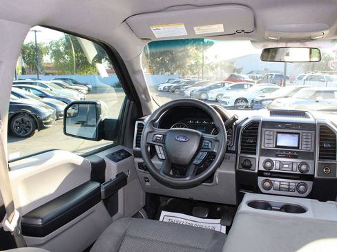 Used 2018 Ford F150 XLT image 23