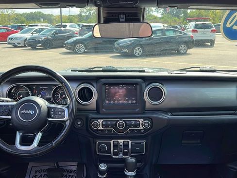 Used 2020 Jeep Wrangler Unlimited Sahara w/ Safety Group image 13