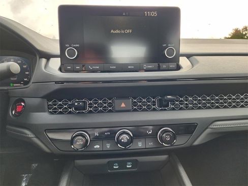 Used 2025 Honda Accord LX image 25