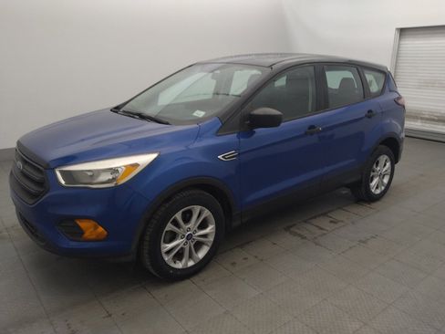 Used 2017 Ford Escape S FWD image 2