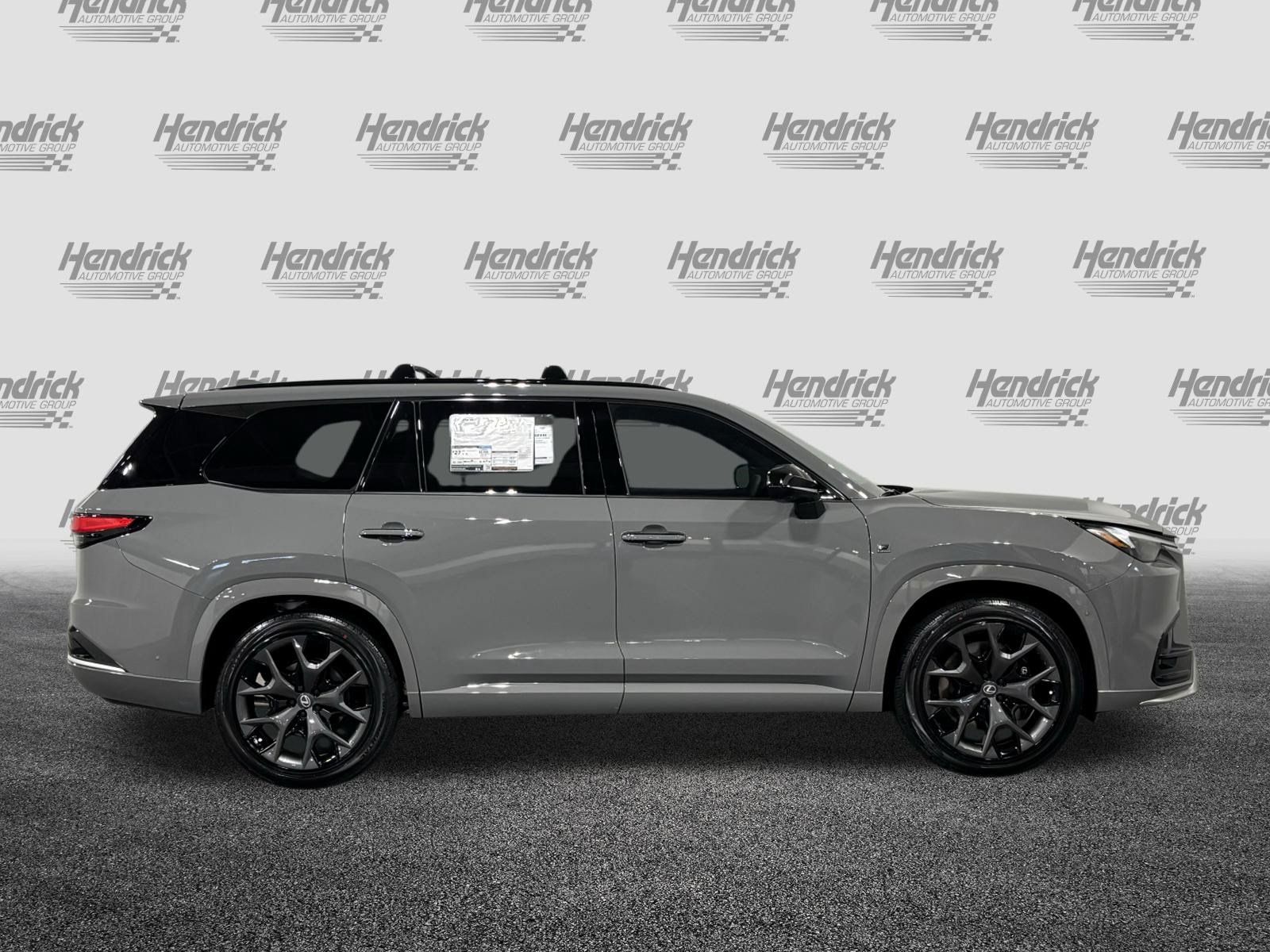 Used 2026 Lexus TX 500h AWD w/ Technology Package image 9