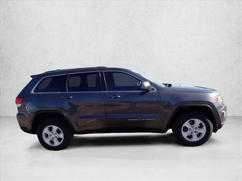 Used 2016 Jeep Grand Cherokee Laredo w/ Quick Order Package 23E AWD/4WD image 5