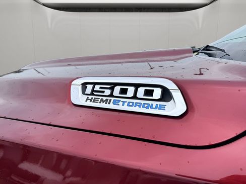 Used 2021 RAM 1500 Limited AWD/4WD image 12