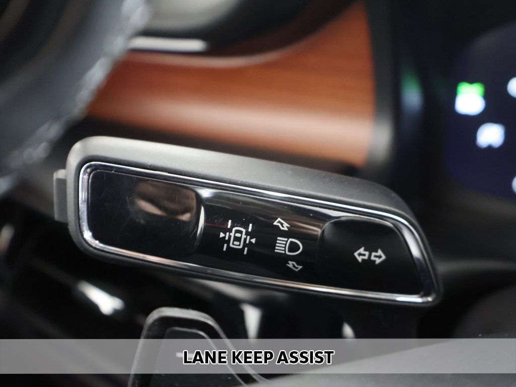 Used 2021 Lincoln Aviator Reserve w/ Elements Package Plus AWD/4WD image 7