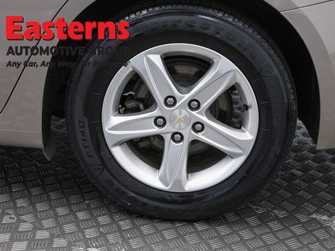Used 2022 Chevrolet Malibu LS w/ Driver Confidence Package II FWD image 33