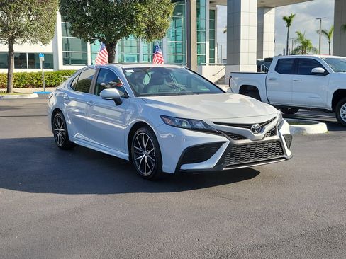 Used 2024 Toyota Camry SE w/ Cold Weather Package image 2
