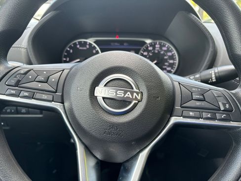 Used 2024 Nissan Sentra SV image 25