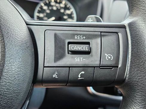 Used 2021 Nissan Rogue S FWD image 21
