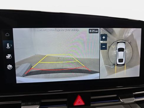 Used 2024 Hyundai Elantra Limited FWD image 23