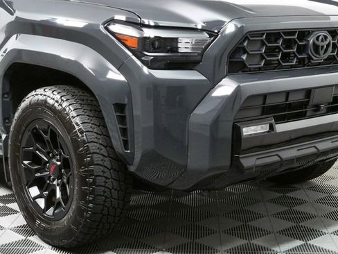 Used 2025 Toyota 4Runner TRD Sport Premium AWD/4WD image 38