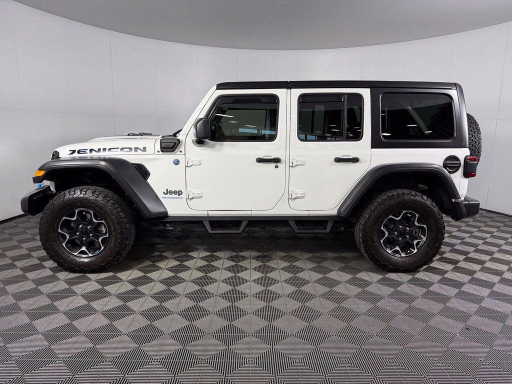 Used 2023 Jeep Wrangler Unlimited Rubicon 4xe w/ Cold Weather Group AWD/4WD image 10