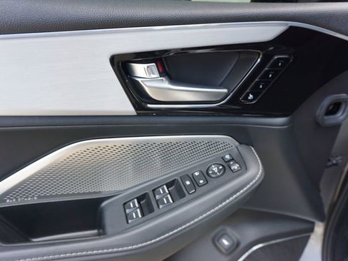 Used 2023 Acura MDX FWD w/ Technology Package image 4