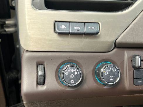 Used 2019 GMC Yukon Denali w/ Denali Ultimate Package AWD/4WD image 50
