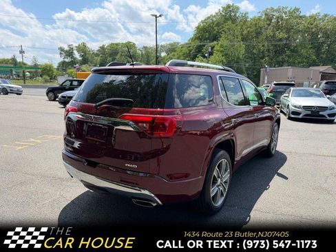 Used 2018 GMC Acadia Denali w/ Technology Package AWD/4WD image 7