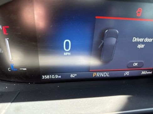 Used 2025 Ford Escape ST-Line image 9