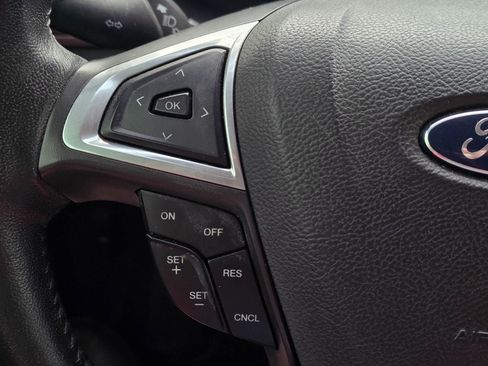 Used 2015 Ford Fusion Energi SE image 18