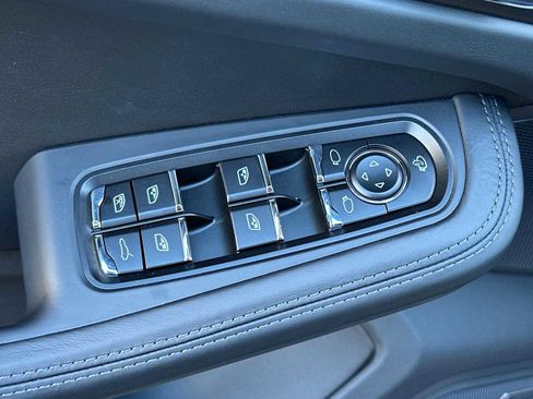 New 2026 Porsche Macan GTS image 13