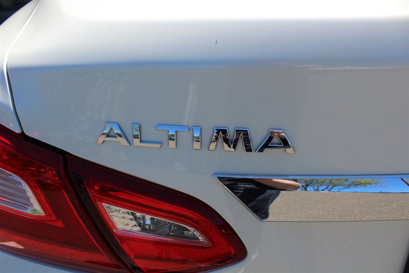 Used 2016 Nissan Altima 2.5 SV FWD image 26