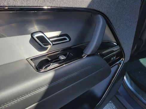 Used 2024 Land Rover Range Rover Sport Dynamic SE image 11