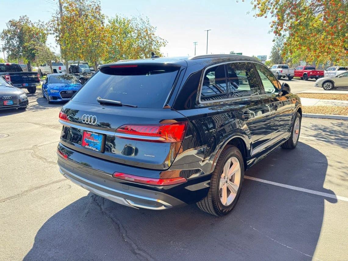 Used 2020 Audi Q7 3.0T Premium w/ Convenience Package AWD/4WD image 5