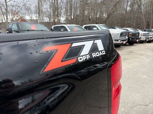 Used 2015 Chevrolet Silverado 2500 LTZ w/ LTZ Plus Package image 11