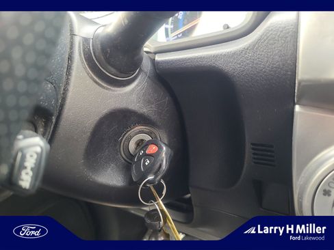 Used 2016 Toyota 4Runner SR5 image 27