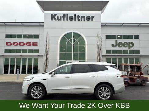 Used 2023 Buick Enclave Essence w/ Experience Buick Package image 1