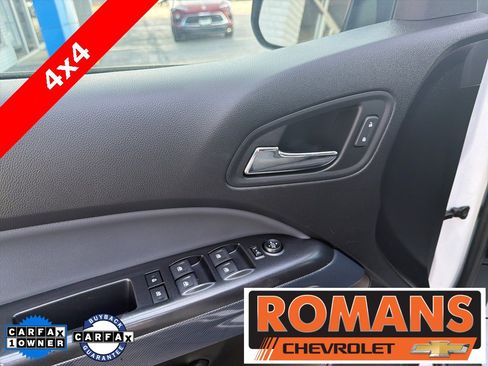 Used 2022 Chevrolet Colorado Z71 w/ Safety Package image 10