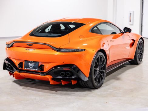 Used 2020 Aston Martin V8 Vantage Coupe image 9