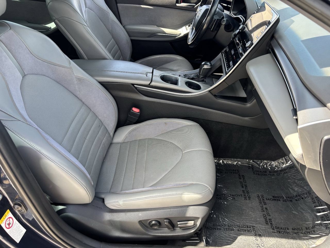 Used 2019 Toyota Avalon Touring w/ Advanced Safety Package FWD image 9