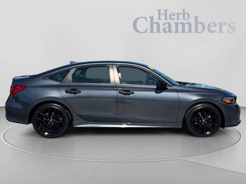 Used 2024 Honda Civic Sport image 5
