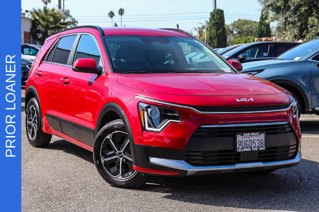 Certified 2025 Kia Niro EX FWD image 1