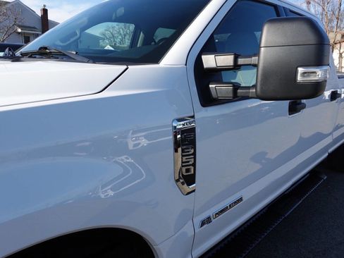 Used 2022 Ford F350 XLT w/ XLT Value Package image 7