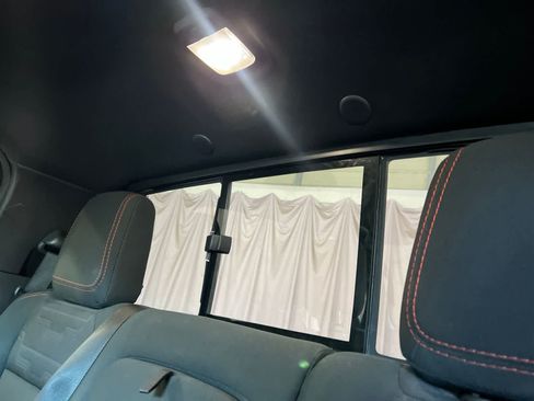Used 2022 Nissan Frontier Pro-X RWD image 16