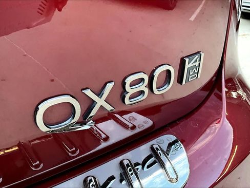 Used 2025 INFINITI QX80 Autograph w/ Autograph Exterior Package AWD/4WD image 10